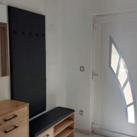 Tamaris - Two Bedroom With Terrace And Swimming Pool